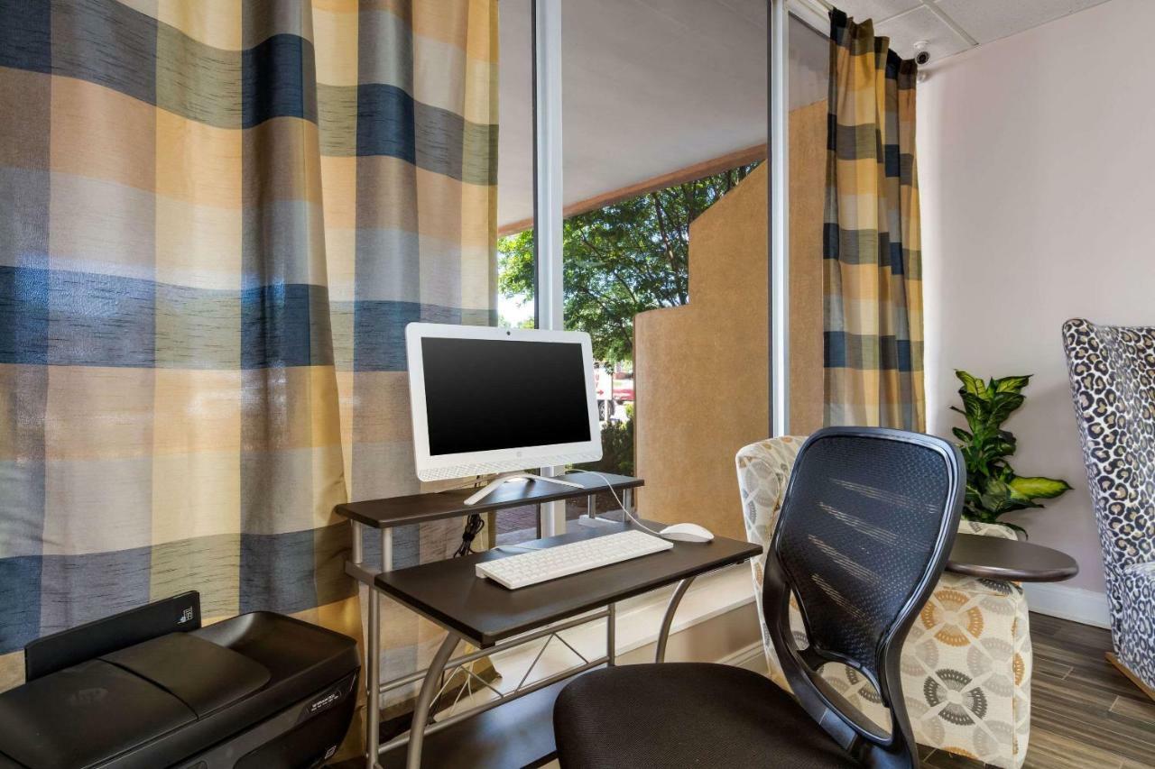 Quality Inn Старквилл Экстерьер фото